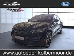 Iridiumschwarz (schwarz) Gebraucht 2022 Ford Mustang Mach-E Premium SUV | 40.880 € (Fairer Preis)
