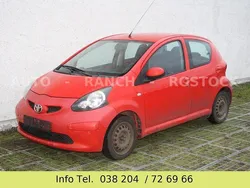 Rot Gebraucht 2007 Toyota Aygo Cool Kleinwagen | 1.200 € (Guter Preis)