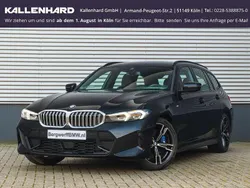 Black sapphire metallic Gebraucht 2024 BMW 330 M Sport Kombi | 42.245 € (Fairer Preis)