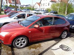 Tango Gebraucht 2007 Ford Focus Style Kleinwagen | 1.899 € (Guter Preis)