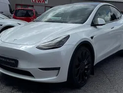 Weiß Gebraucht 2022 Tesla Model Y Performance SUV | 39.490 € (Fairer Preis)