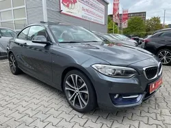 Grau Gebraucht 2014 BMW 220 Sport Line Coupé | 23.900 €