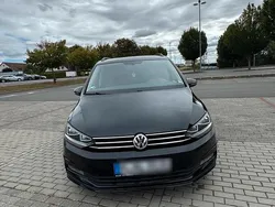 Schwarz Gebraucht 2016 VW Touran Van / Kleinbus | 10.500 €