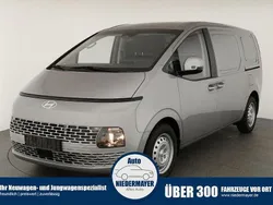 Silber Neu 2024 Hyundai Staria Trend Van | 32.995 €