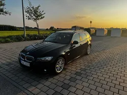 Schwarz Gebraucht 2009 BMW 325 Kombi | 3.999 € (Guter Preis)
