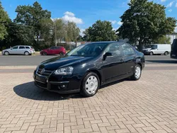 Schwarz Gebraucht 2010 VW Jetta Freestyle Limousine | 5.650 € (Fairer Preis)