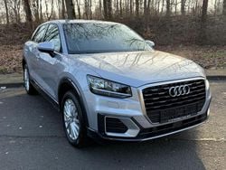 Silber Gebraucht 2019 Audi Q2 Design SUV | 13.999 € (Guter Preis)