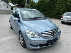 Blau Gebraucht 2005 Mercedes B170 Van / Kleinbus | 4.999 € (Fairer Preis)
