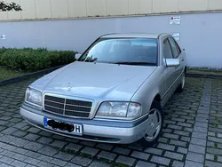 Silber Gebraucht 1993 Mercedes C280 Limousine | 5.500 €