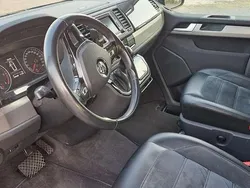 Blau Gebraucht 2017 VW T6 Van | 28.500 €