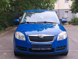 Blau Gebraucht 2008 Skoda Fabia Kleinwagen | 1.900 € (Guter Preis)
