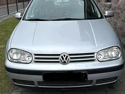 Silber Gebraucht 2002 VW Golf IV Limousine | 350 € (Superpreis)