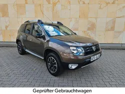 Braun Gebraucht 2017 Dacia Duster Black Shadow SUV | 11.990 € (Fairer Preis)