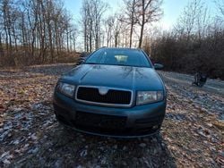 Grau Gebraucht 2006 Skoda Fabia Classic Kombi | 550 € (Superpreis)