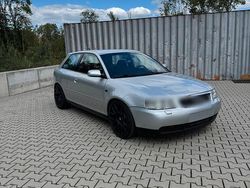 Silber Gebraucht 2001 Audi A3 S-Line Kleinwagen | 5.900 €