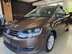 Braun Gebraucht 2012 VW Sharan Van / Kleinbus | 16.600 € (Teuer)