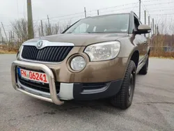 Braun Gebraucht 2010 Skoda Yeti Experience SUV | 6.990 € (Fairer Preis)