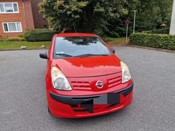 Rot Gebraucht 2010 Nissan Pixo Kleinwagen | 2.200 € (Fairer Preis)