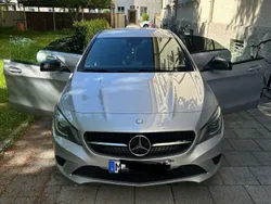Silber Gebraucht 2013 Mercedes CLA220 Urban Limousine | 12.450 € (Superpreis)
