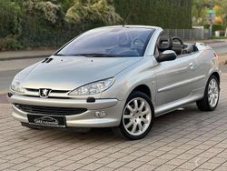 Silber Gebraucht 2002 Peugeot 206 CC Platinum Cabrio | 2.900 € (Fairer Preis)