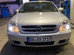 Silber Gebraucht 2006 Opel Vectra Cosmo Limousine | 2.800 € (Etwas zu teuer)