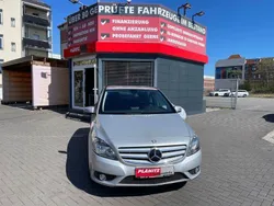 Silber Gebraucht 2013 Mercedes B200 Van / Kleinbus | 8.899 € (Guter Preis)