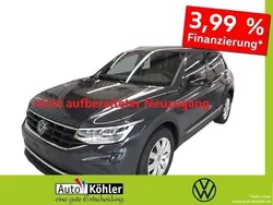 Grau Gebraucht 2023 VW Tiguan Active SUV | 30.900 € (Fairer Preis)