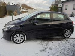 Blau Gebraucht 2018 Peugeot 208 Allure Kleinwagen | 5.900 € (Guter Preis)