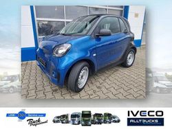 Blau Gebraucht 2021 Smart ForTwo Electric Drive Coupé | 10.948 € (Teuer)