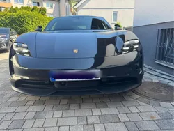 Schwarz Gebraucht 2021 Porsche Taycan Limousine | 59.990 € (Guter Preis)