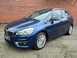 Blau Gebraucht 2016 BMW 218 Luxury Line Kombi | 11.990 € (Fairer Preis)