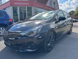 Schwarz Gebraucht 2020 Opel Astra Kombi | 12.400 € (Fairer Preis)