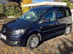 Blau Gebraucht 2013 VW Caddy Comfortline Van / Kleinbus | 8.666 € (Fairer Preis)