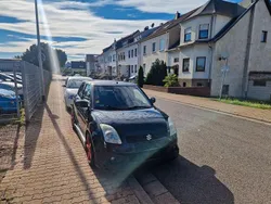 Schwarz Gebraucht 2005 Suzuki Swift Comfort Limousine | 1.699 € (Fairer Preis)