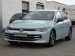 Blau Gebraucht 2024 VW Golf VIII Goal Limousine | 23.795 € (Superpreis)