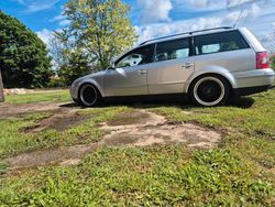 Silber Gebraucht 2004 VW Passat Kombi | 2.500 € (Fairer Preis)