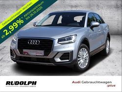 Florettsilber metallic Gebraucht 2017 Audi Q2 Design SUV | 17.460 € (Fairer Preis)