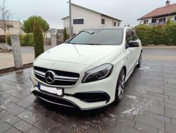 Weiß Gebraucht 2018 Mercedes A45 AMG AMG Limousine | 31.900 € (Fairer Preis)