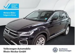 Deep black perleffekt Gebraucht 2024 VW T-Roc Style SUV | 28.491 € (Guter Preis)