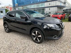 Schwarz Gebraucht 2017 Nissan Qashqai N-Connecta SUV | 12.990 € (Guter Preis)