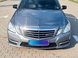 Silber Gebraucht 2013 Mercedes E400 Limousine | 17.700 € (Fairer Preis)
