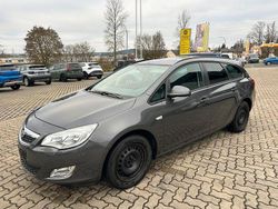 Grau Gebraucht 2012 Opel Astra Design Edition Kombi | 2.400 € (Superpreis)