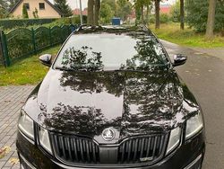 Schwarz Gebraucht 2017 Skoda Octavia RS Kombi | 18.000 € (Fairer Preis)