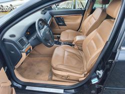 Schwarz Gebraucht 2005 Opel Signum Cosmo Kleinwagen | 1.999 € (Fairer Preis)