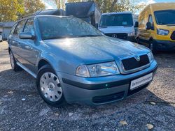 Grau Gebraucht 2007 Skoda Octavia Tour Kombi | 1.800 € (Fairer Preis)