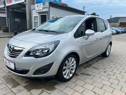 Silber Gebraucht 2010 Opel Meriva Innovation Van / Kleinbus | 3.999 € (Teuer)