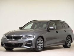 Grau Gebraucht 2021 BMW 320 M Sport Kombi | 27.990 € (Guter Preis)