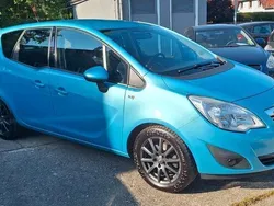 Blau Gebraucht 2011 Opel Meriva Design Edition Van / Kleinbus | 6.700 € (Fairer Preis)