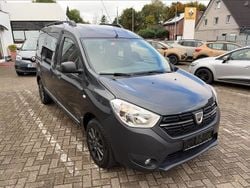 Grau Gebraucht 2017 Dacia Dokker Ambiance Van | 11.990 € (Teuer)