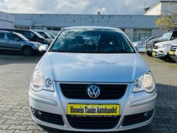 Silber Gebraucht 2005 VW Polo Comfortline Kleinwagen | 2.499 € (Fairer Preis)
